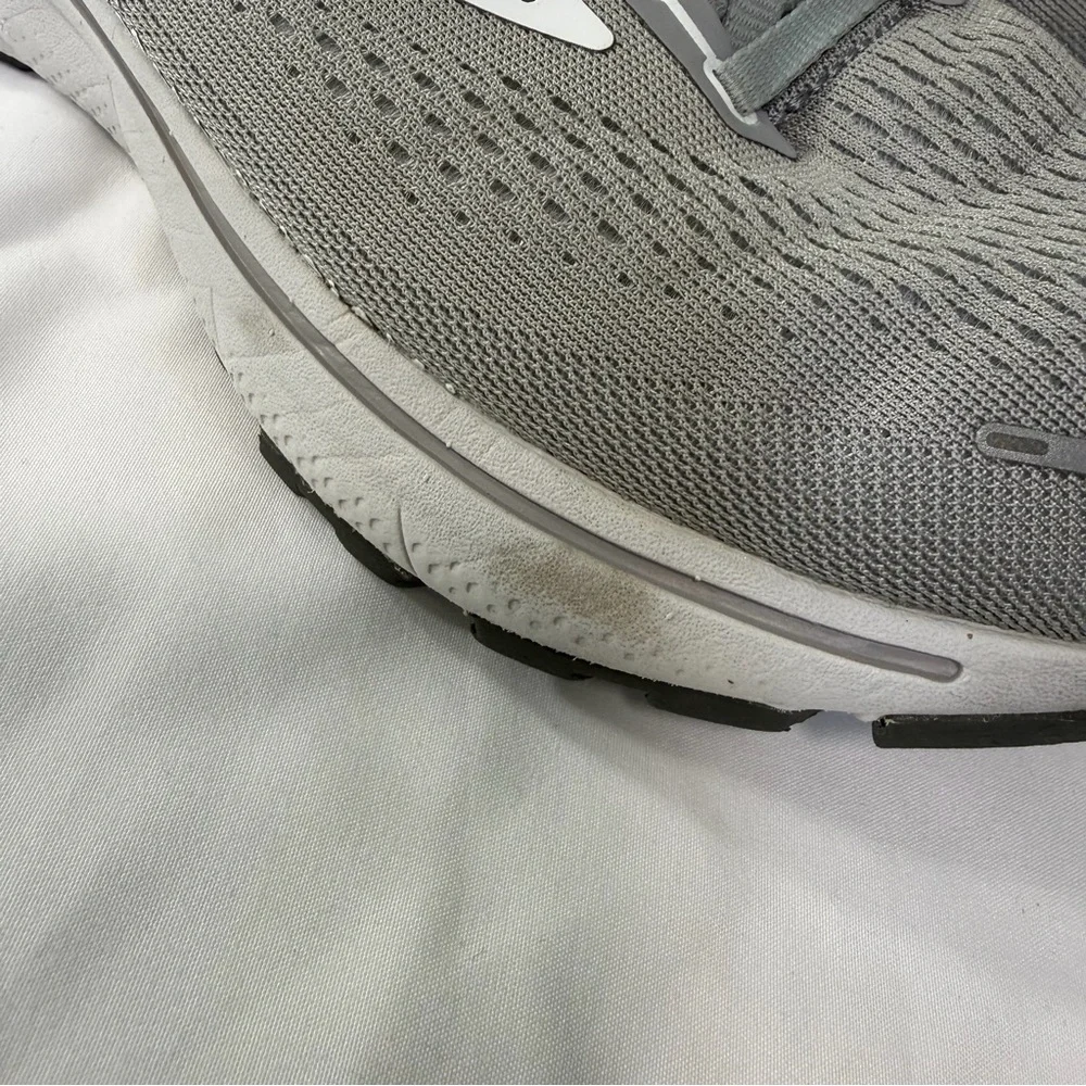 Brooks Ghost 14 Women’s Athletic Gray Running Sneakers Size 8.5‎
